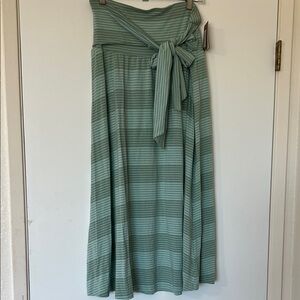 NWT Patagonia Seafoam Striped Kamala  Midi Skirt. Size M so cute!!!🥰